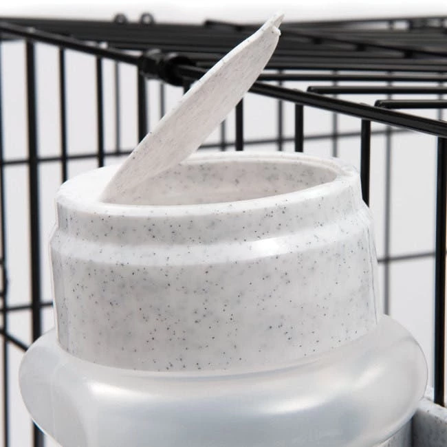 Lixit® No Drip Dog Bottle - 44 Oz 6 Lixit® No Drip Dog Bottle - 44 Oz - Image 4